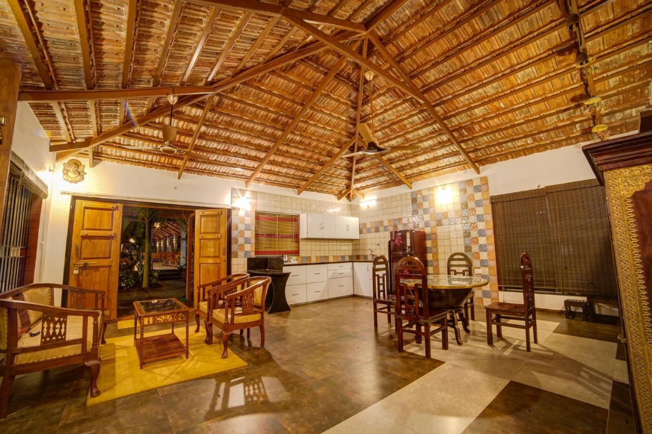 Brown Town Resort & Spa Хайдарабад Экстерьер фото