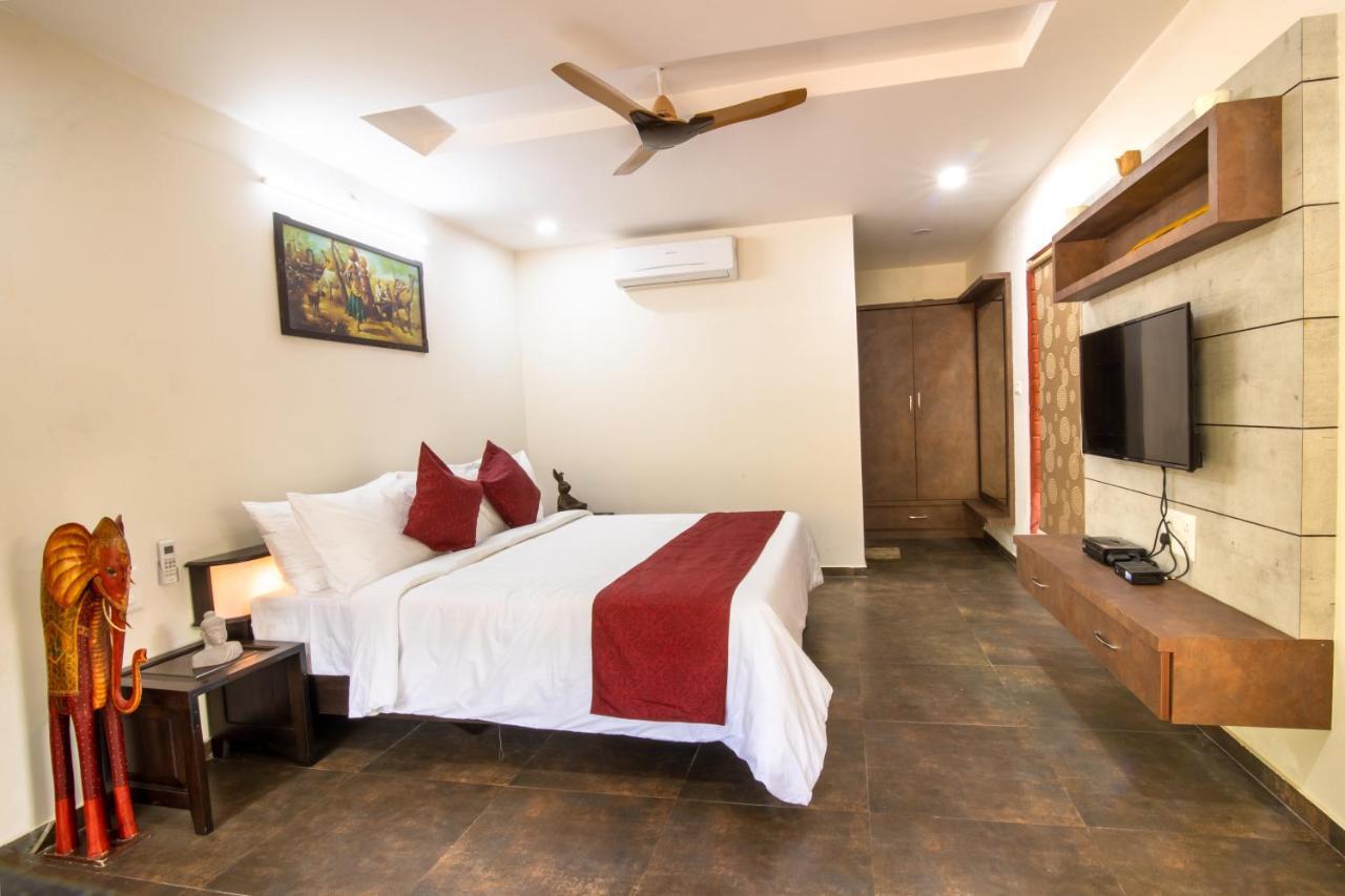 Brown Town Resort & Spa Хайдарабад Экстерьер фото